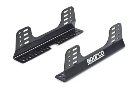 sparco penkin kiinnikkeet